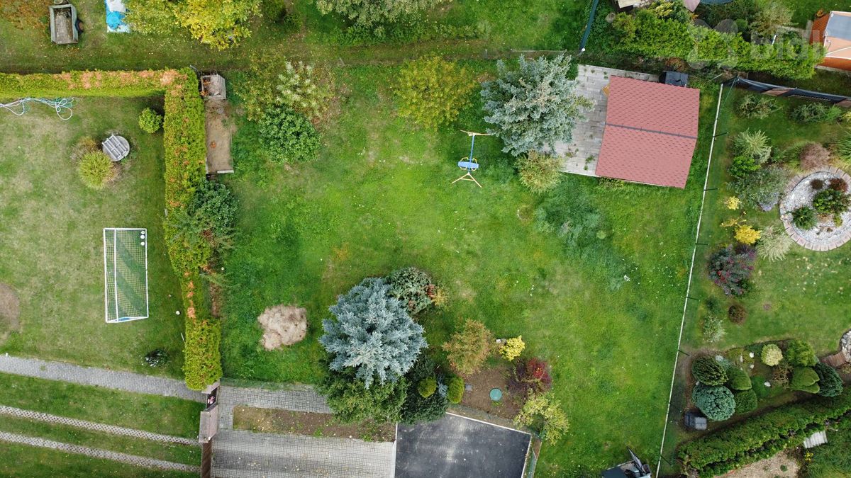 Pronájem stavebního pozemku 650 m², Chrást – fotka 1 z 3