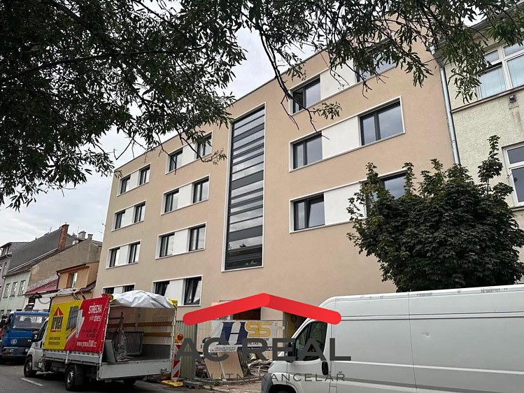 Квартира 4+kk на продаж, 109 м² (10 з 10)