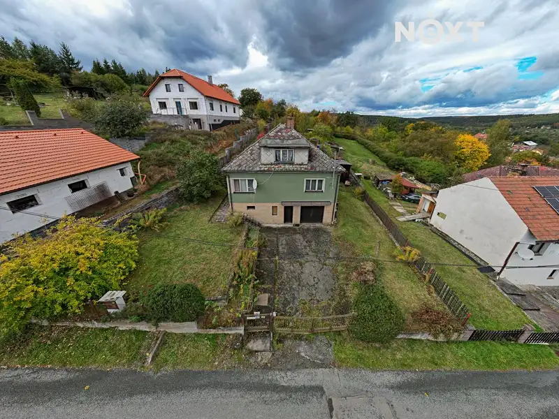 Prodej rodinného domu 130 m², pozemek 1563 m², Plasy – náhled fotky 2