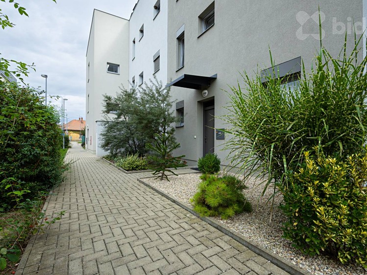 Квартира 4+kk на продаж, 100 м² (1 з 19)