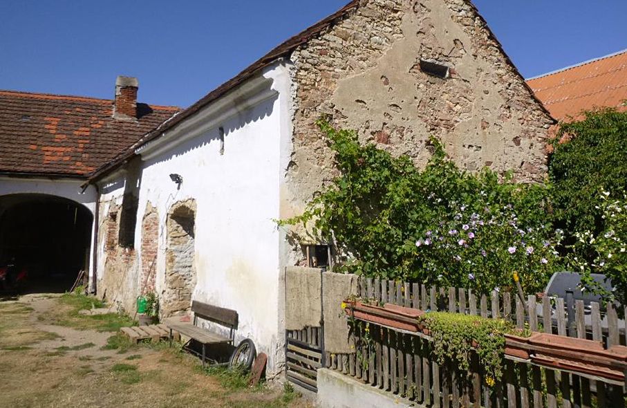 Dražba rodinného domu 1238 m², pozemek 1238 m², Strunkovice nad Blanicí – fotka 1 z 3