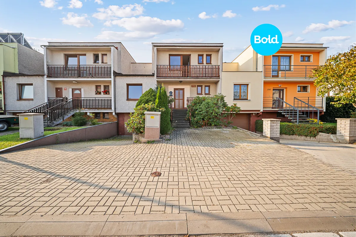 Prodej rodinného domu 269 m², pozemek 388 m²