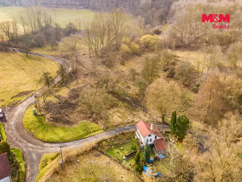 Prodej pozemku 1518 m², Povrly – náhled fotky 3