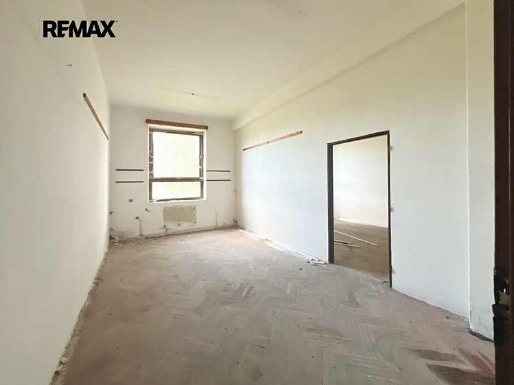 Комерційне приміщення на продаж, 4 000 м² (14 з 42)