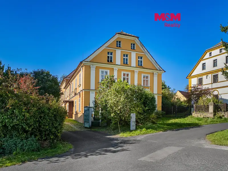 Prodej rodinného domu 347 m², pozemek 1092 m², Lovečkovice – náhled fotky 1
