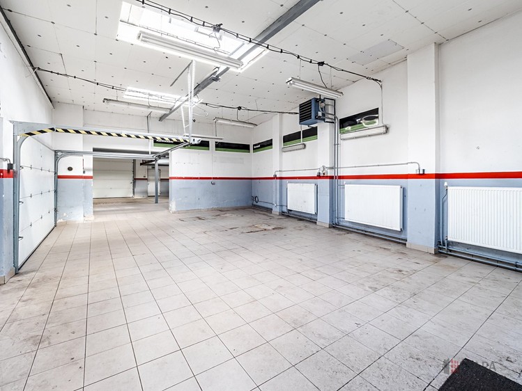 Prodej komerčního prostoru, 902 m² (13 z 25)