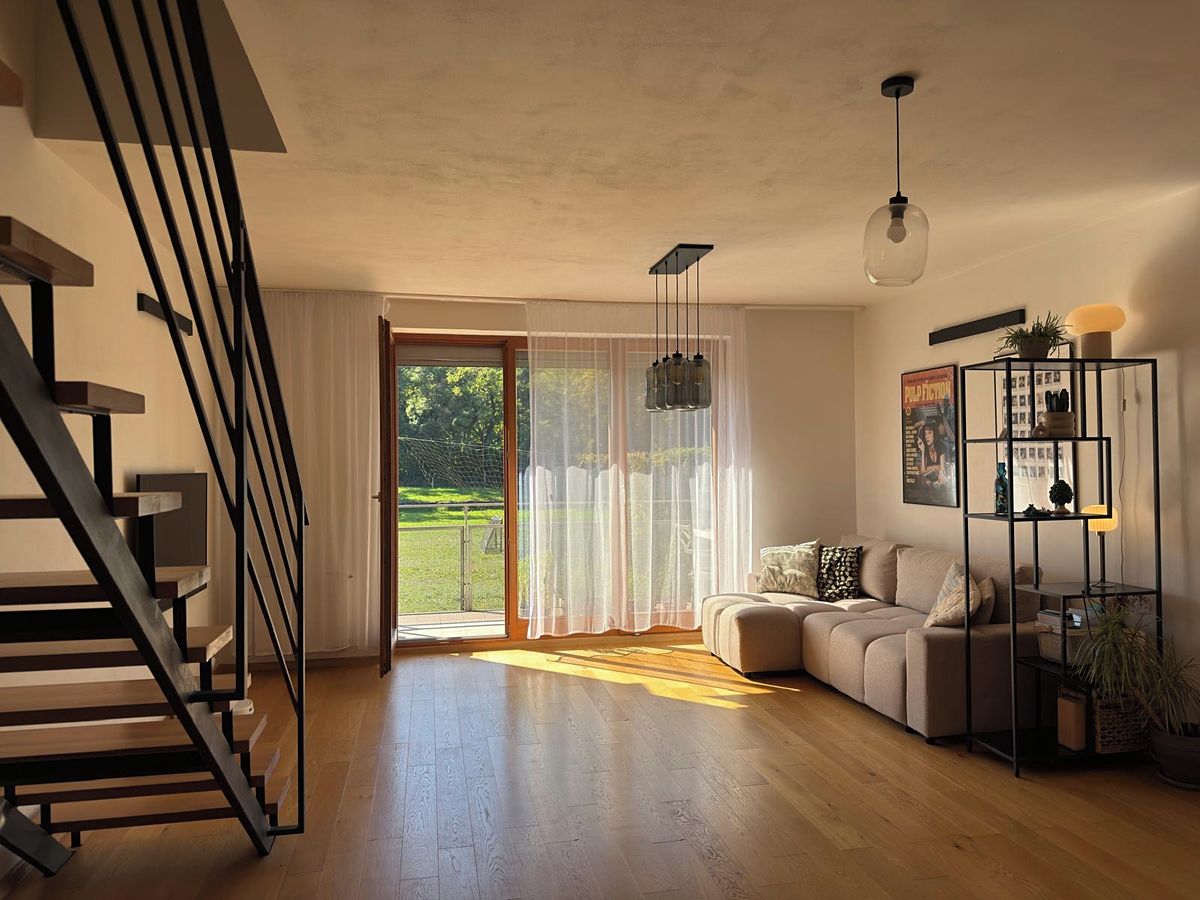 Prodej bytu 2+kk 70 m², Praha – fotka 1 z 3