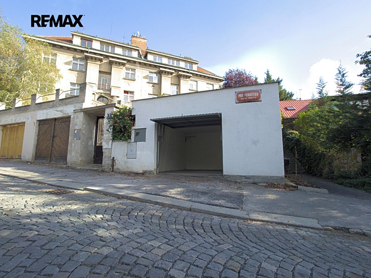 Prodej nemovitosti, 27 m² (1 z 10)