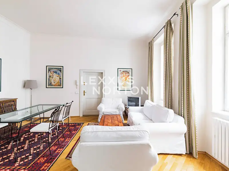 Pronájem bytu 2+1 73 m², Praha – náhled fotky 1