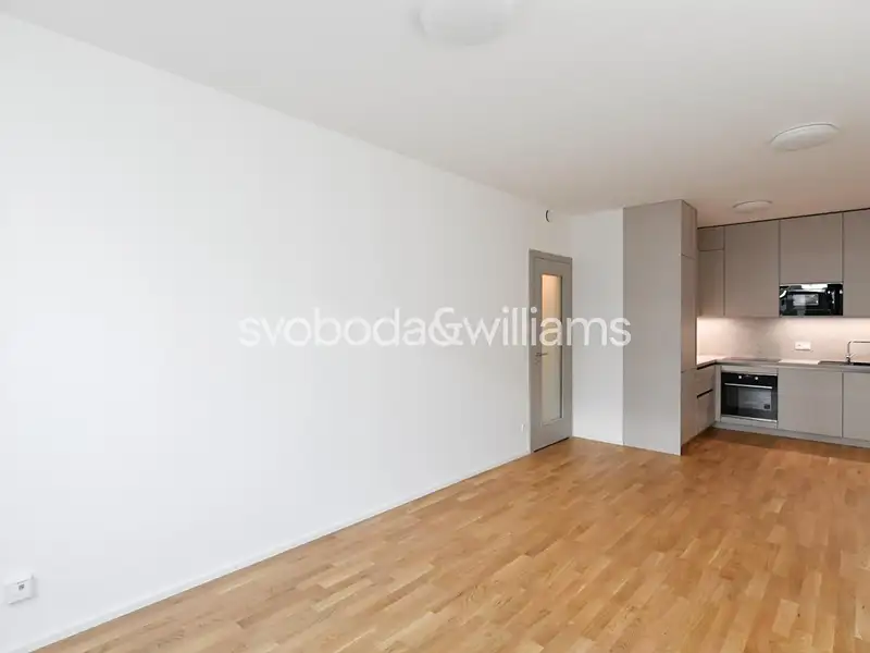 Pronájem bytu 2+kk 50 m², Praha – náhled fotky 1