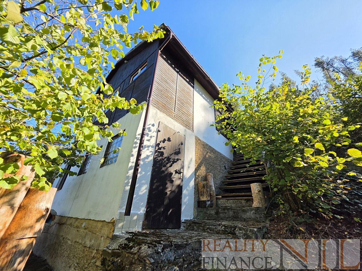 Prodej chaty 54 m², pozemek 36 m², Pňovany – fotka 1 z 3