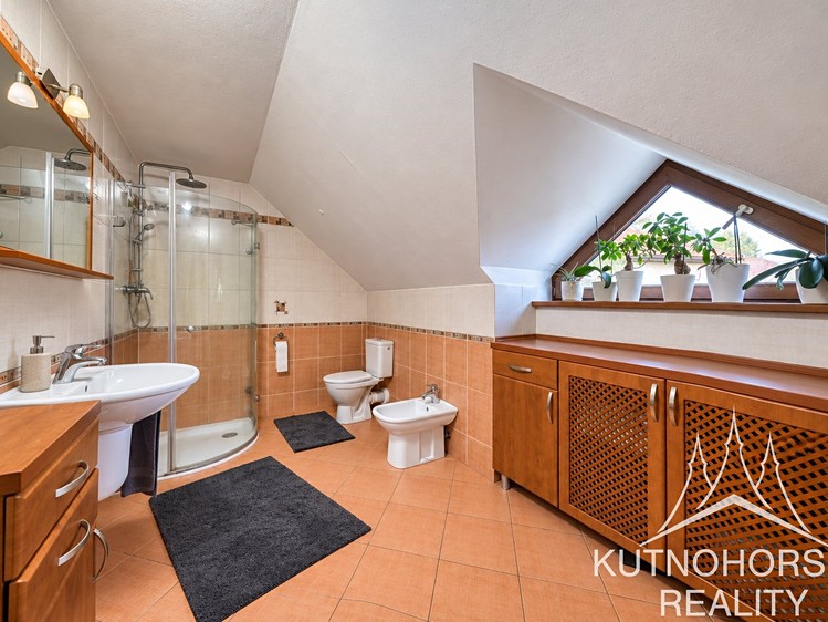 Prodej domu, 115 m² (27 z 30)