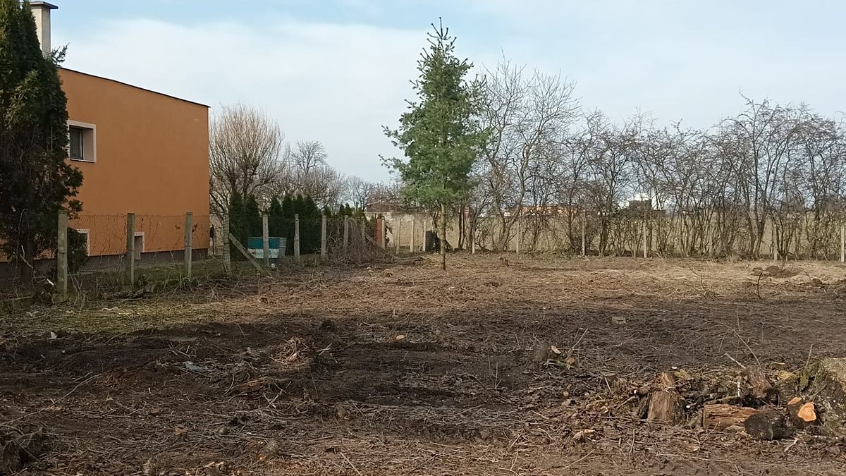 Prodej stavebního pozemku 820 m², Jeneč – fotka 1 z 3