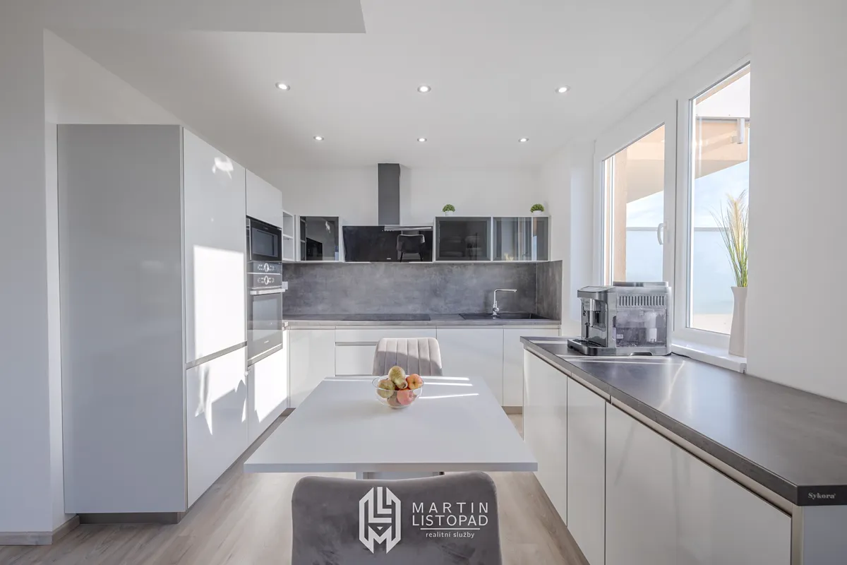 Prodej bytu 2+kk 76 m²