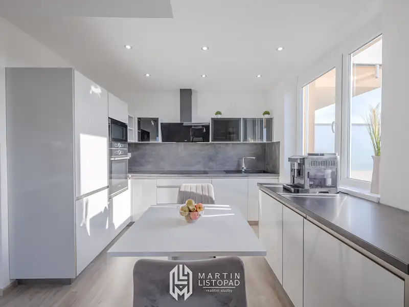 Prodej bytu 2+kk 76 m², Olomouc – náhled fotky 1