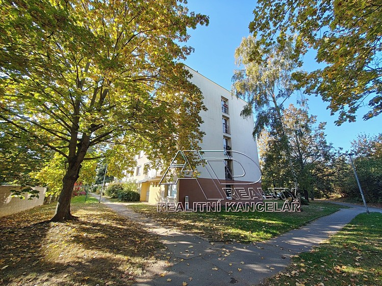 Prodej bytu 3+1, 80 m² (2 z 32)