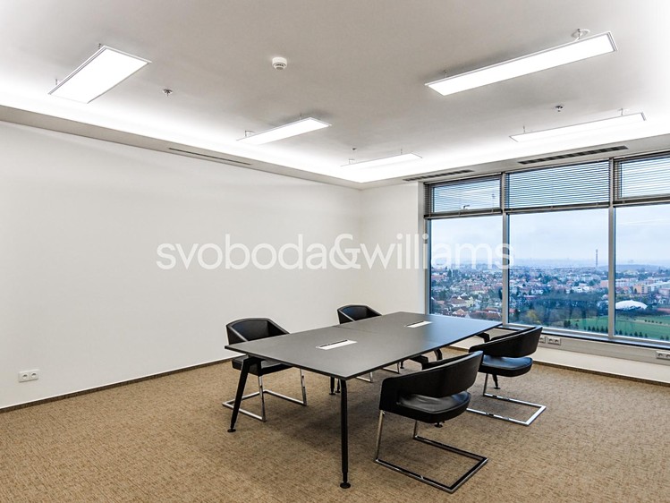 Комерційне приміщення в оренду, 174 м² (2 з 5)