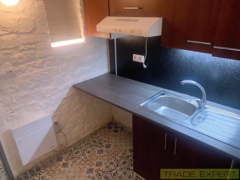 Pronájem bytu 1+1 30 m², Stochov – náhled fotky 2