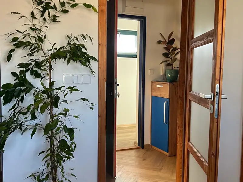 Prodej bytu 1+kk 35 m², Trutnov – náhled fotky 2