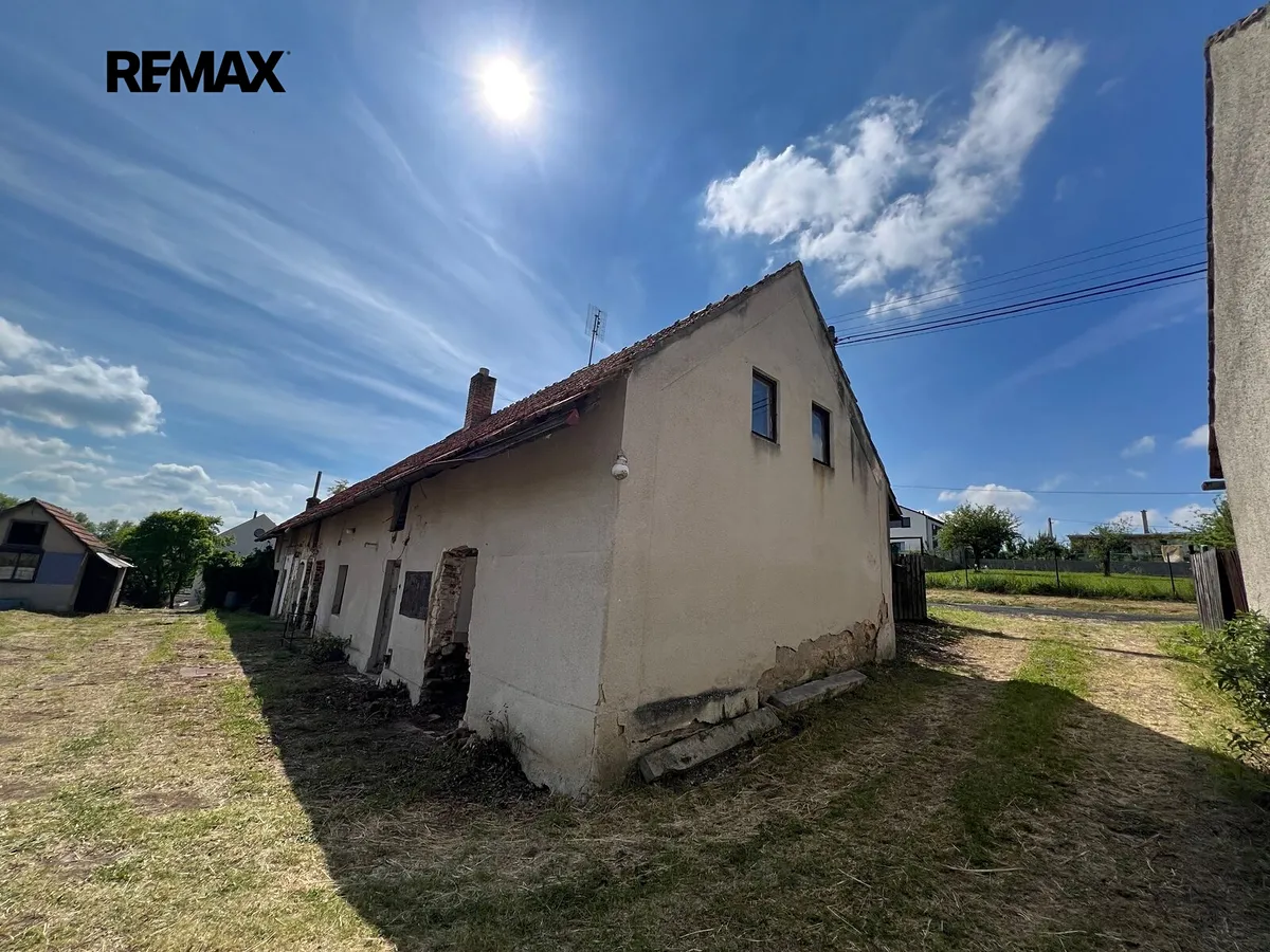 Prodej rodinného domu 220 m², pozemek 2517 m²