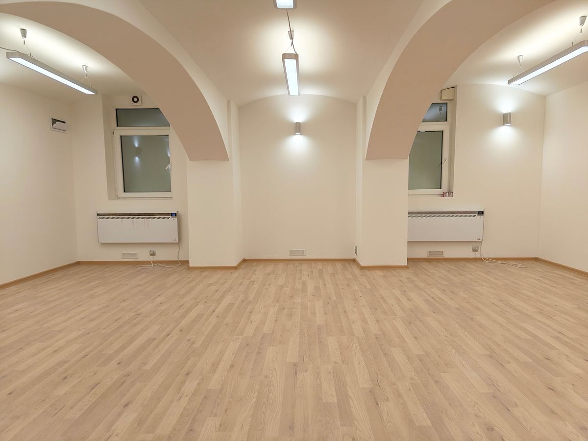 Prodej kanceláře 65 m², Praha – fotka 1 z 3