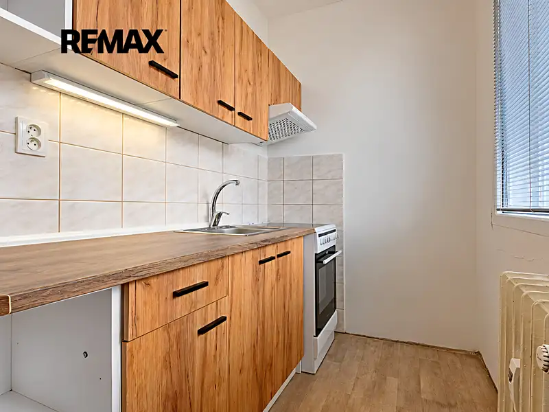 Pronájem bytu 1+1 27 m², Štětí – náhled fotky 3