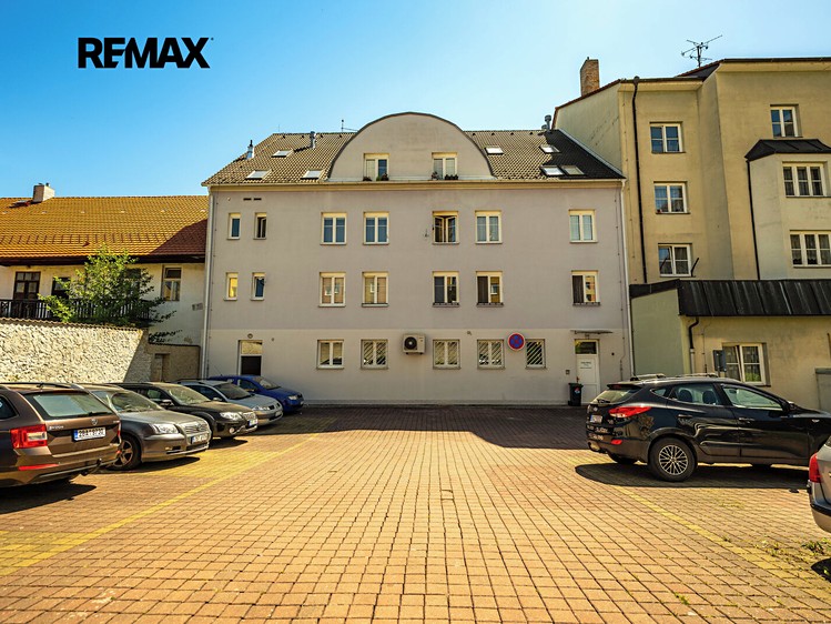 Wohnung 1+kk zum Kauf, 38 m² (10 von 14)