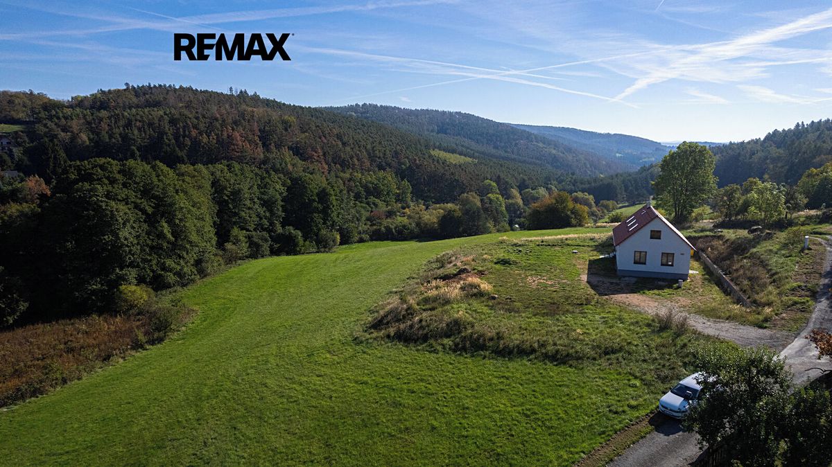 Pronájem rodinného domu 142 m², pozemek 99 m², Dolní Hbity – fotka 1 z 3