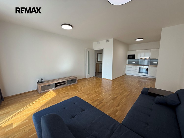 Pronájem bytu 2+kk, 64 m² (10 z 20)