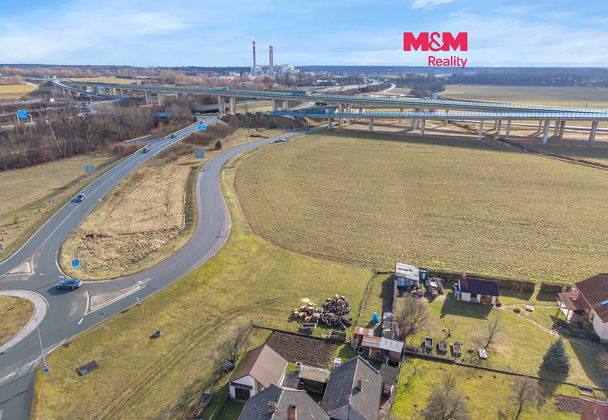Prodej stavebního pozemku 8413 m²