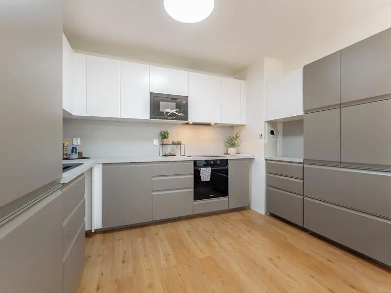 Prodej bytu 3+kk 66 m², Praha – náhled fotky 2