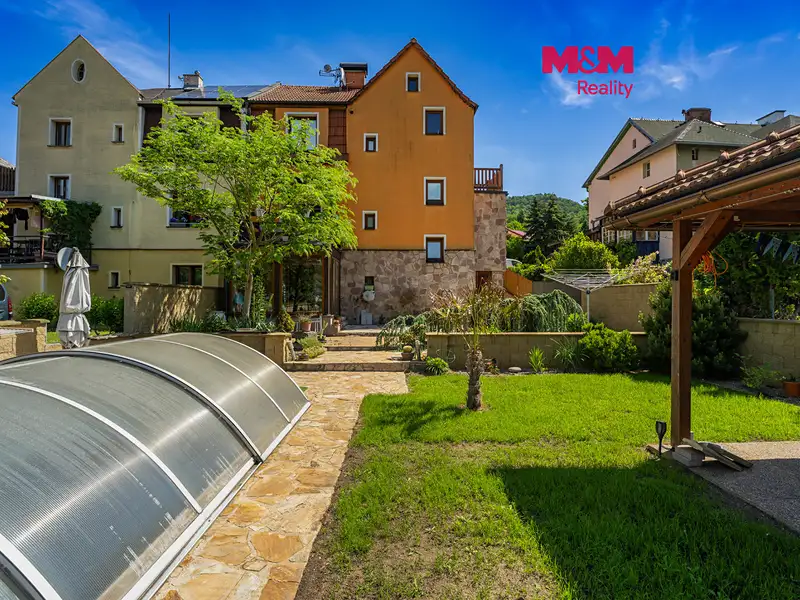 Prodej rodinného domu 177 m², pozemek 536 m², Ústí nad Labem – náhled fotky 1