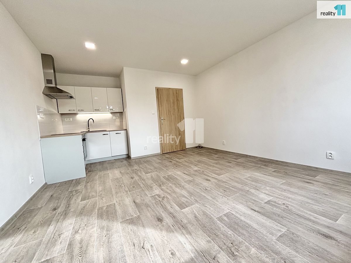 Pronájem bytu 2+kk 41 m², Česká Lípa – fotka 1 z 3
