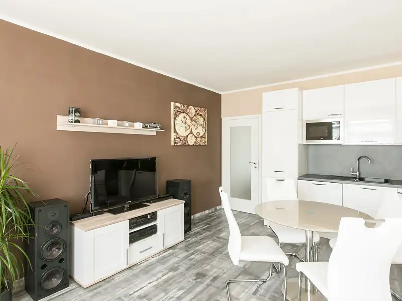 Prodej bytu 2+kk 48 m², Praha – náhled fotky 3