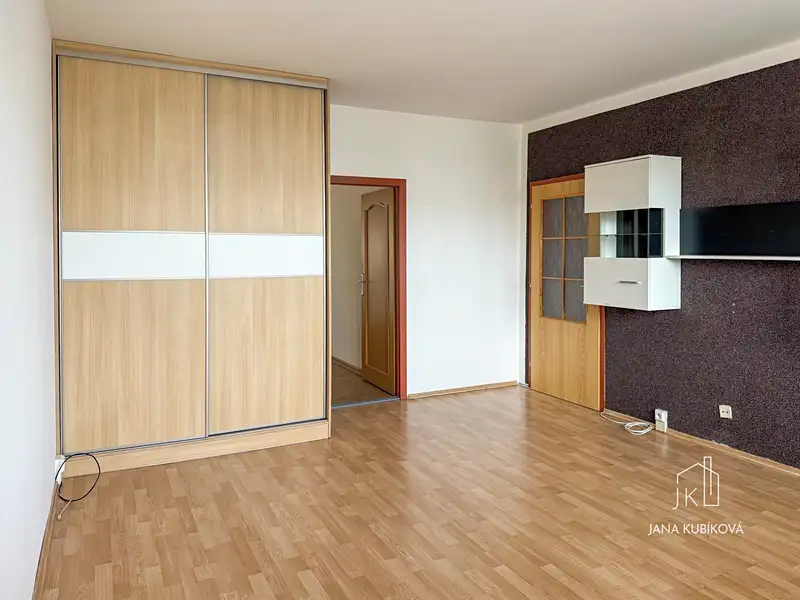 Pronájem bytu 3+1 76 m², Kyjov – náhled fotky 2