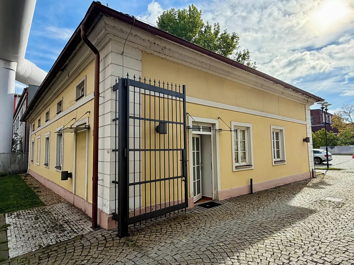 Pronájem bytu 2+1 92 m²