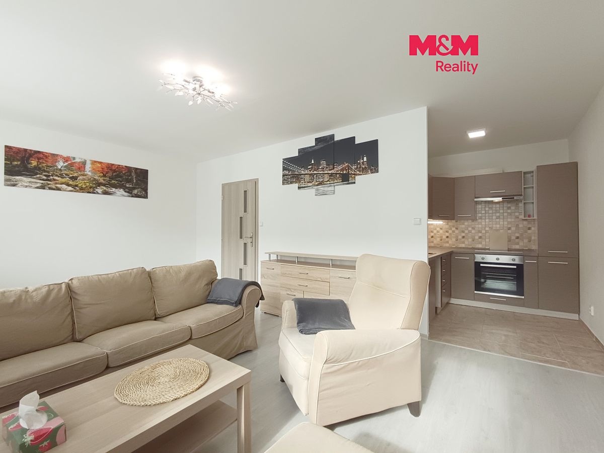 Pronájem bytu 1+kk 33 m²
