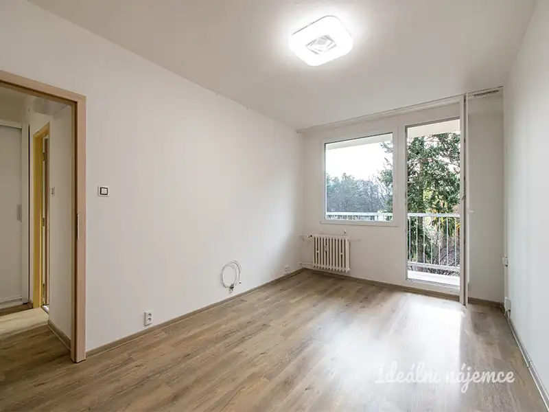 Pronájem bytu 2+kk 39 m², Praha – náhled fotky 3