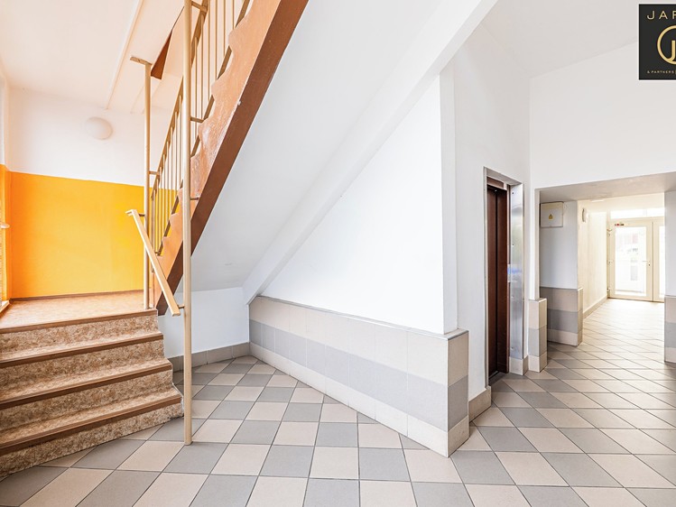 Квартира 4+1 на продаж, 71 м² (17 з 20)