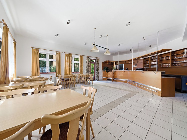 Prodej komerčního prostoru, 630 m² (15 z 83)