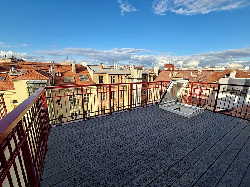 Prodej bytu 2+kk 44 m², Praha – náhled fotky 1