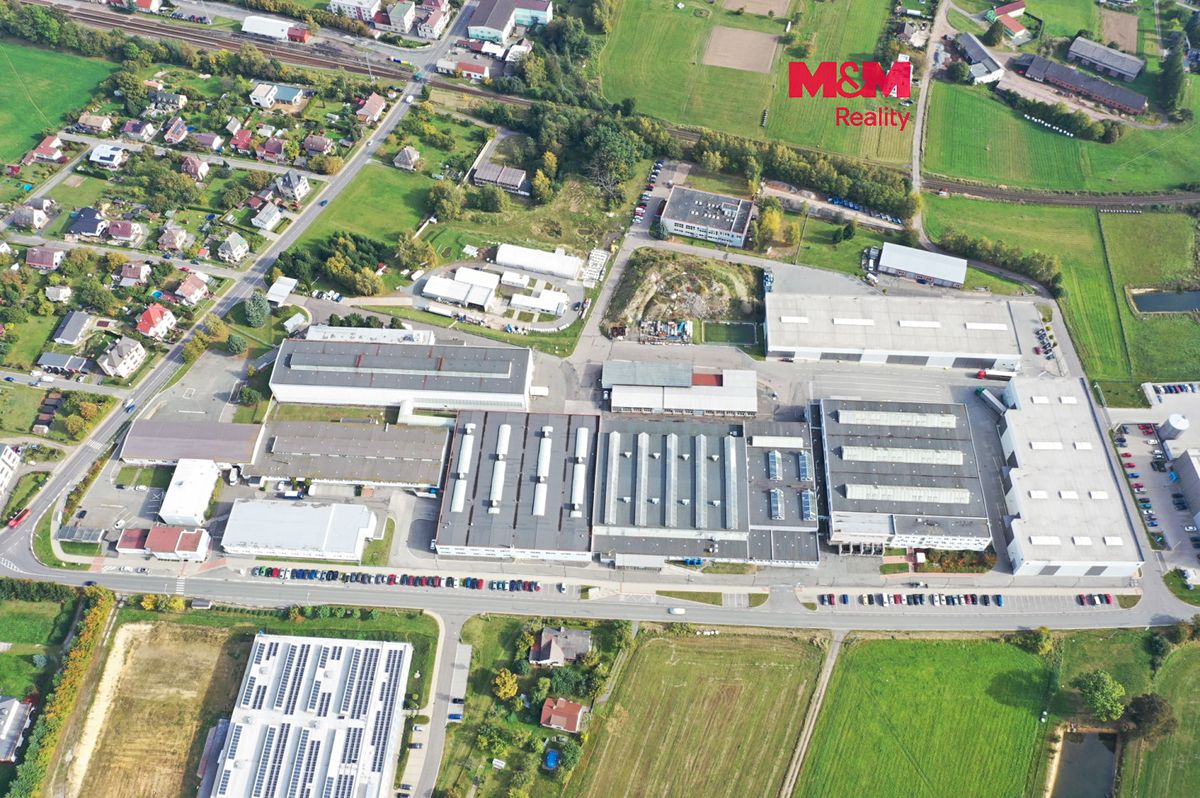 Pronájem výrobní haly, prostoru 835 m², Červený Kostelec – fotka 1 z 3