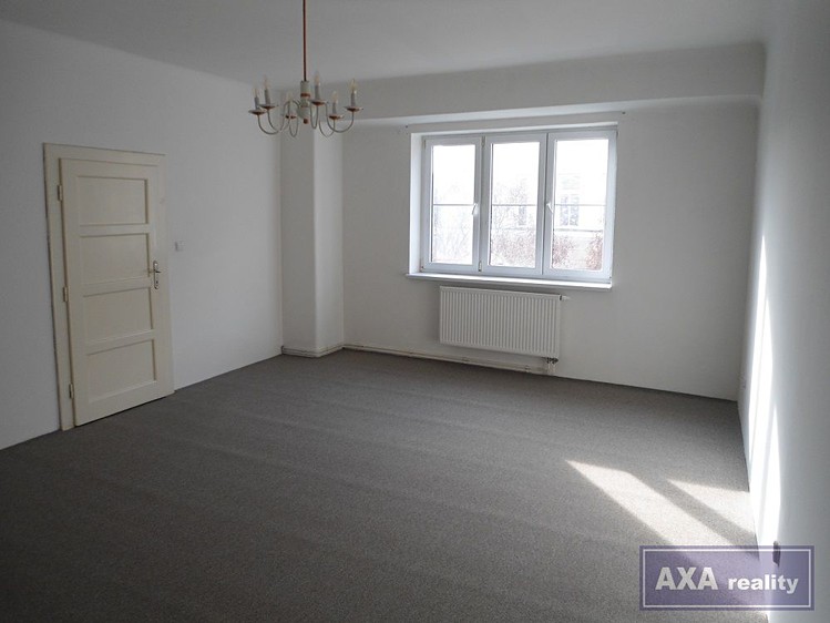 Prodej bytu 2+kk, 67 m² (3 z 10)