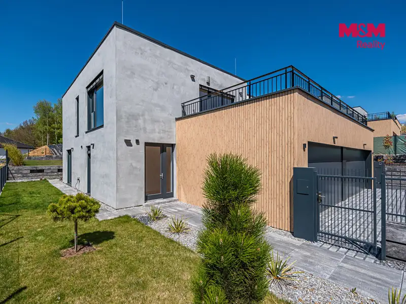 Prodej rodinného domu 201 m², pozemek 940 m², Velké Popovice – náhled fotky 3