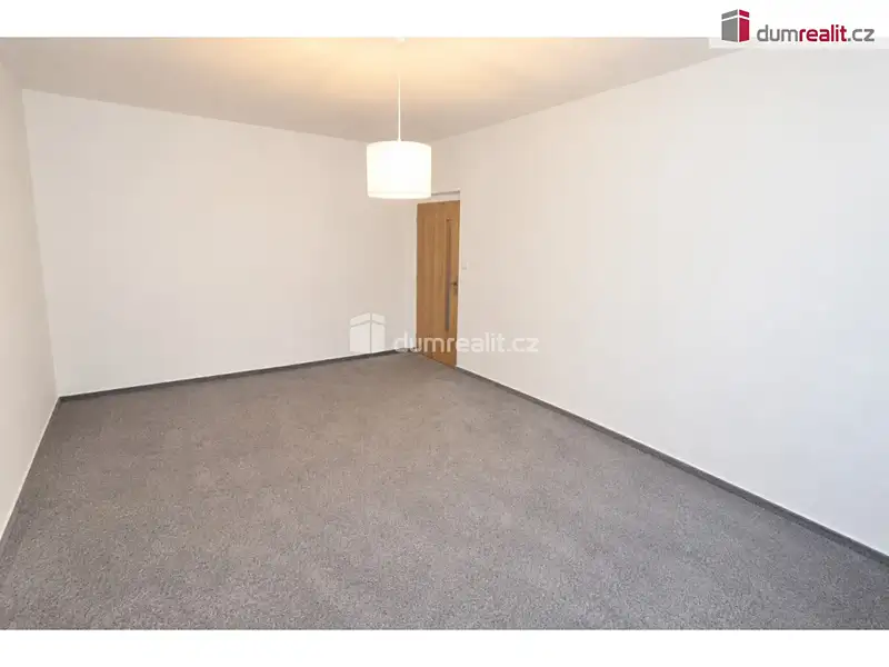 Pronájem bytu 2+1 50 m², Praha – náhled fotky 3