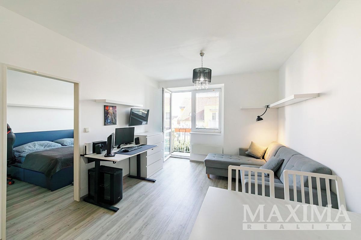 Pronájem bytu 2+kk 38 m²