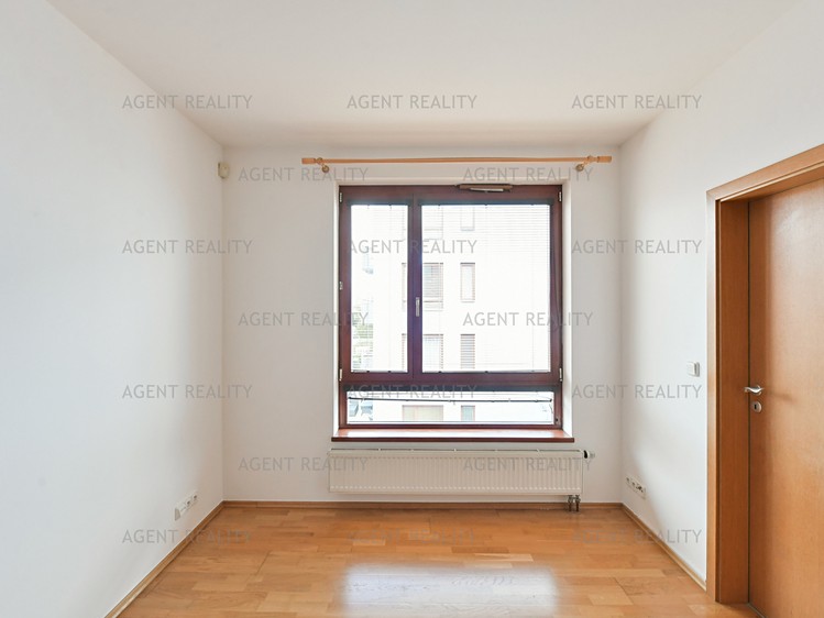 Pronájem bytu 2+kk, 51 m² (10 z 26)