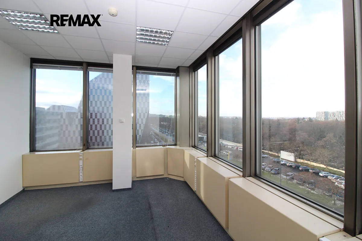 Pronájem kanceláře 42 m²