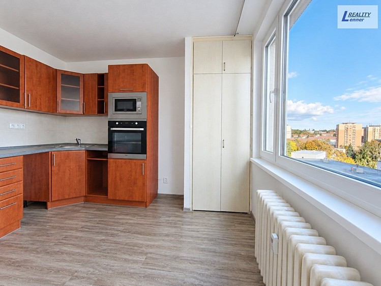 Pronájem bytu 3+1, 88 m² (2 z 19)