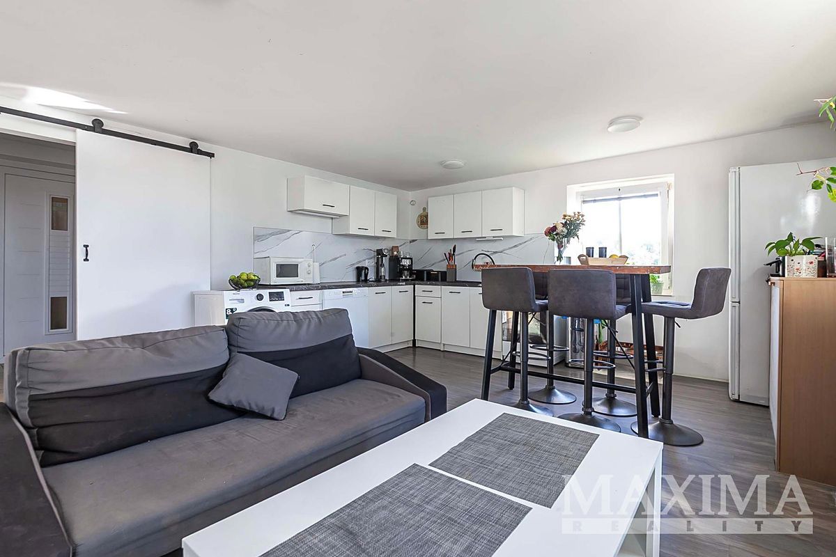 Pronájem bytu 3+kk 52 m² – fotografie 3